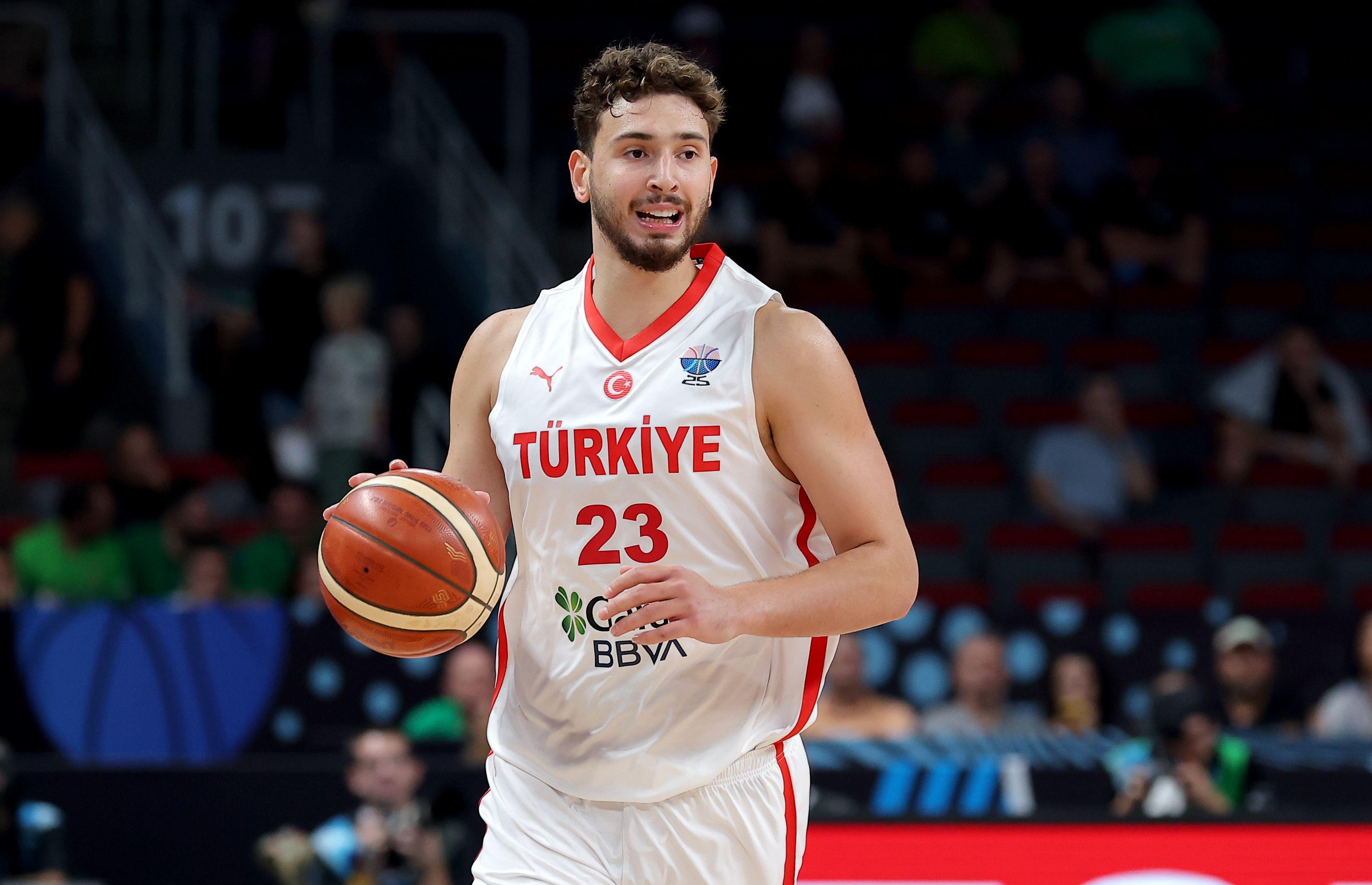 jiuyou官网入口-真起飞！申京7战7胜7次获评单场最佳 欧锦赛场均21.6+10.9+7.1