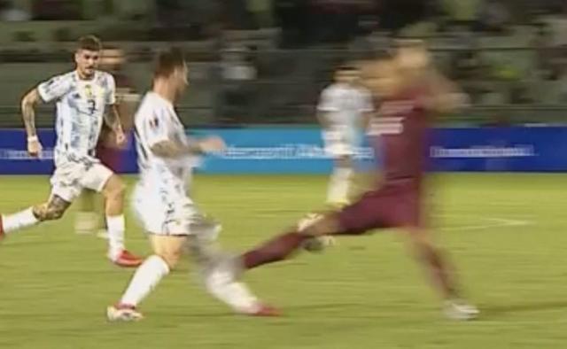 1630629942279093854.jpg 67765.jpg